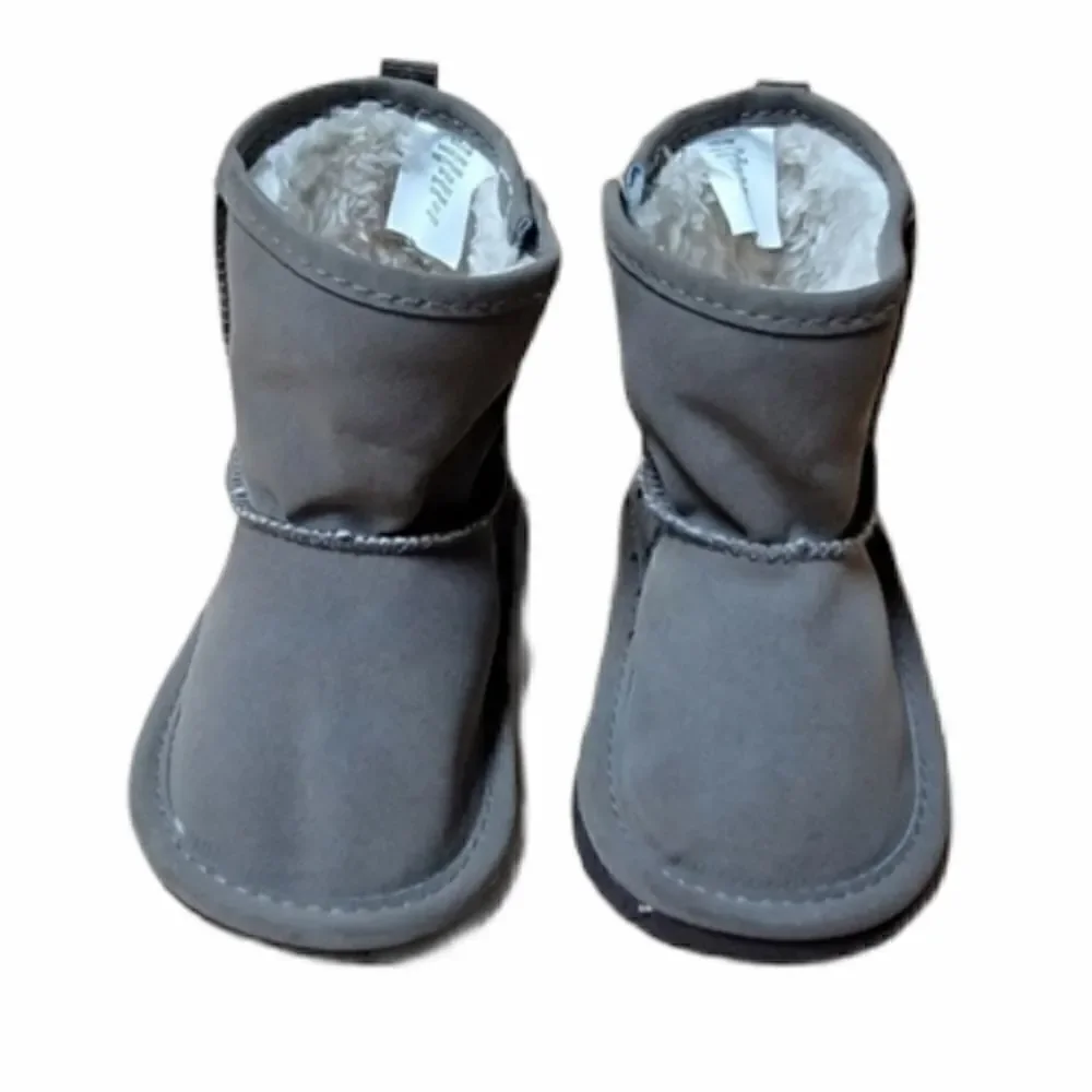 BABY GAP TAUPE SHEARLING BOOTIES